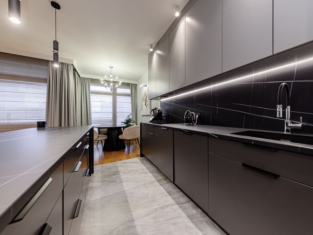 Mieszkanie 4 pokojowe na Sprzedaż