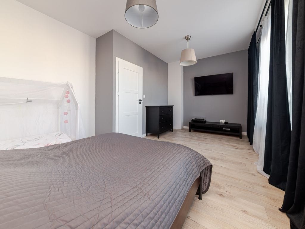 Dom 4 pokojowe na Sprzedaż