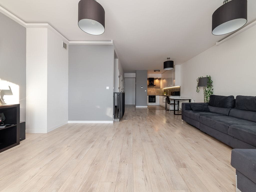 Dom 4 pokojowe na Sprzedaż