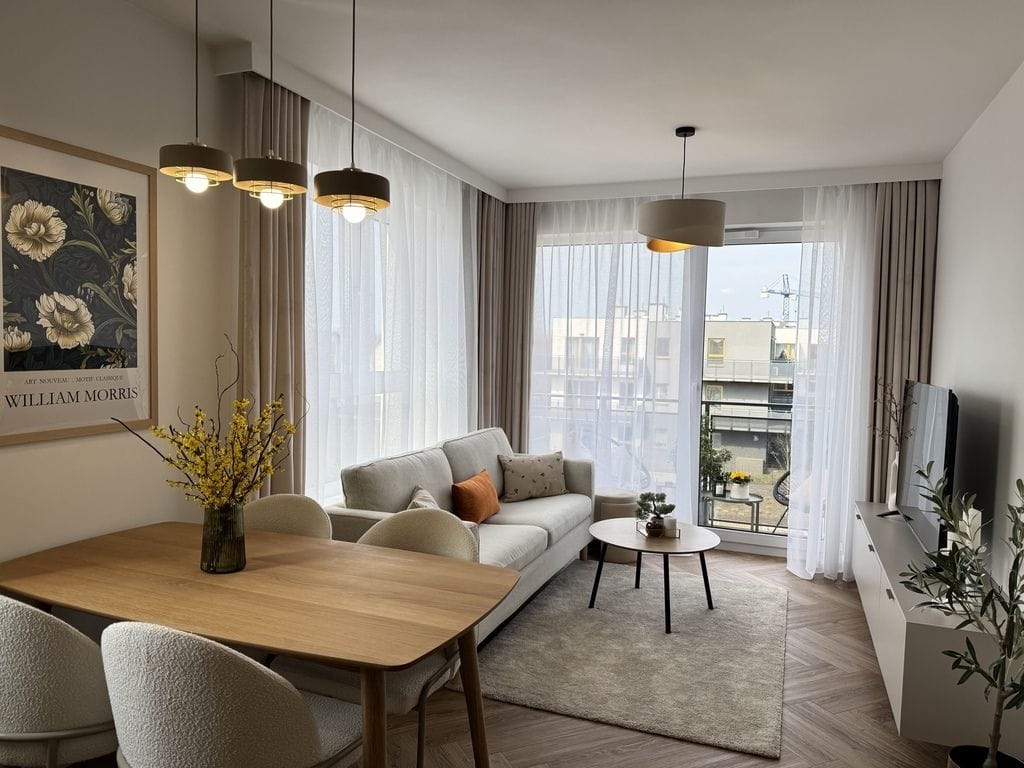 Mieszkanie 4 pokojowe na Sprzedaż