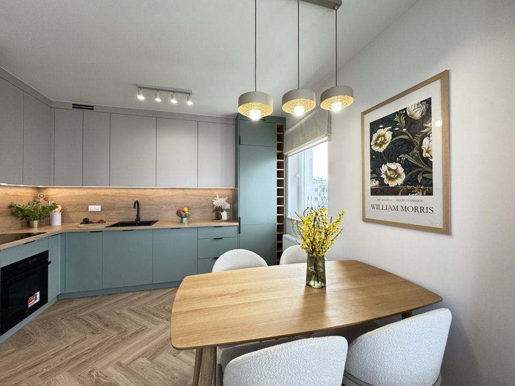 Mieszkanie 4 pokojowe na Sprzedaż