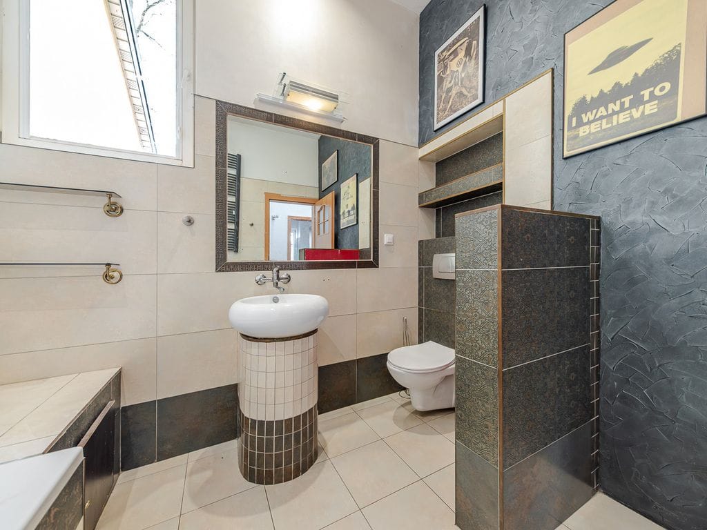 Mieszkanie 4 pokojowe na Sprzedaż