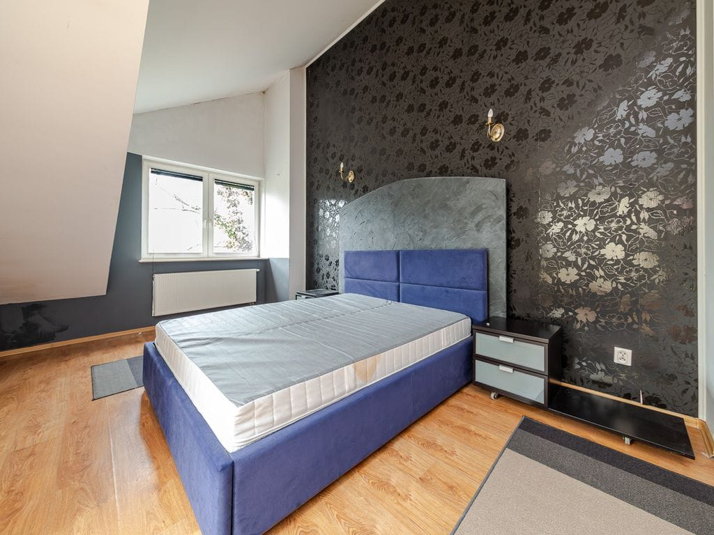 Mieszkanie 4 pokojowe na Sprzedaż