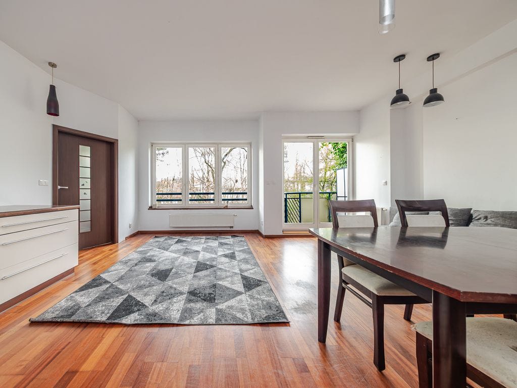 Mieszkanie 4 pokojowe na Sprzedaż