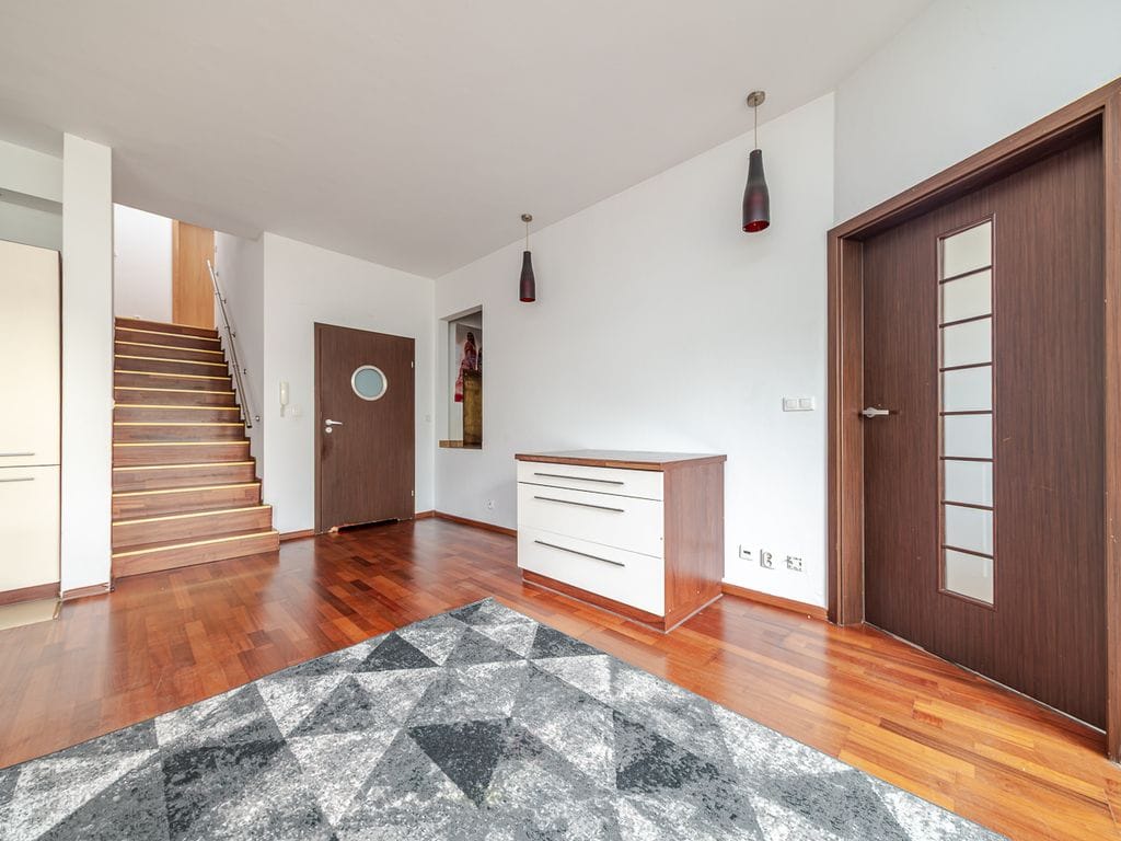 Mieszkanie 4 pokojowe na Sprzedaż