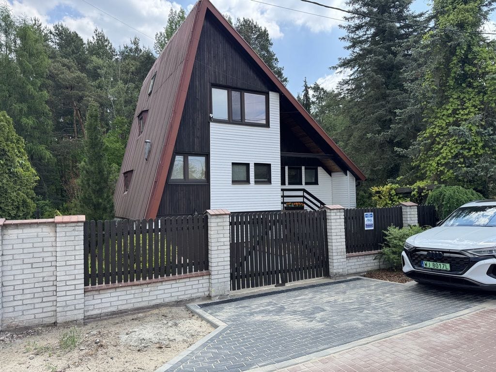 Dom 4 pokojowe na Sprzedaż