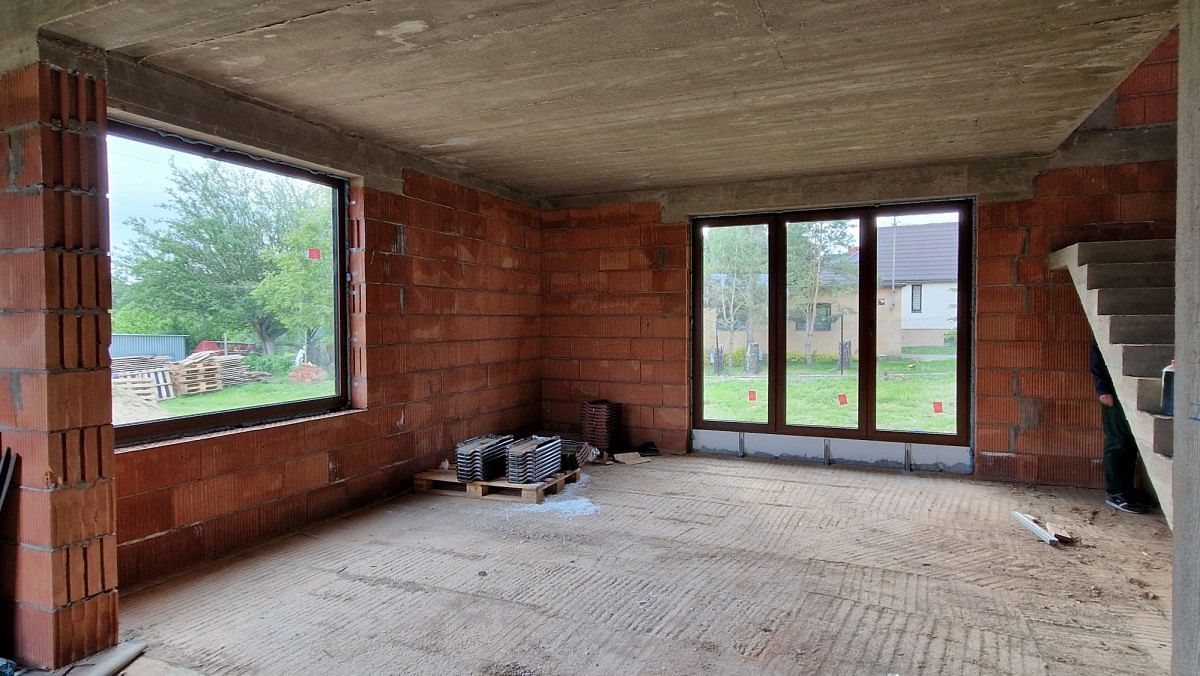 Dom 5 pokojowe na Sprzedaż