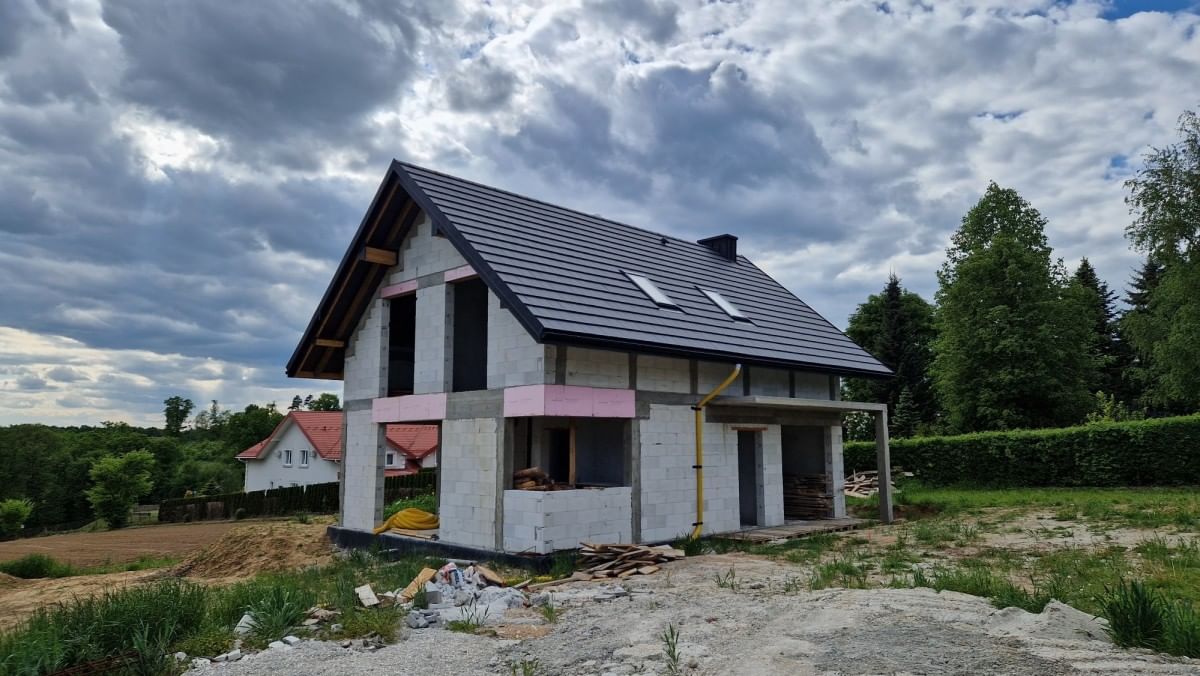 Dom 5 pokojowe na Sprzedaż
