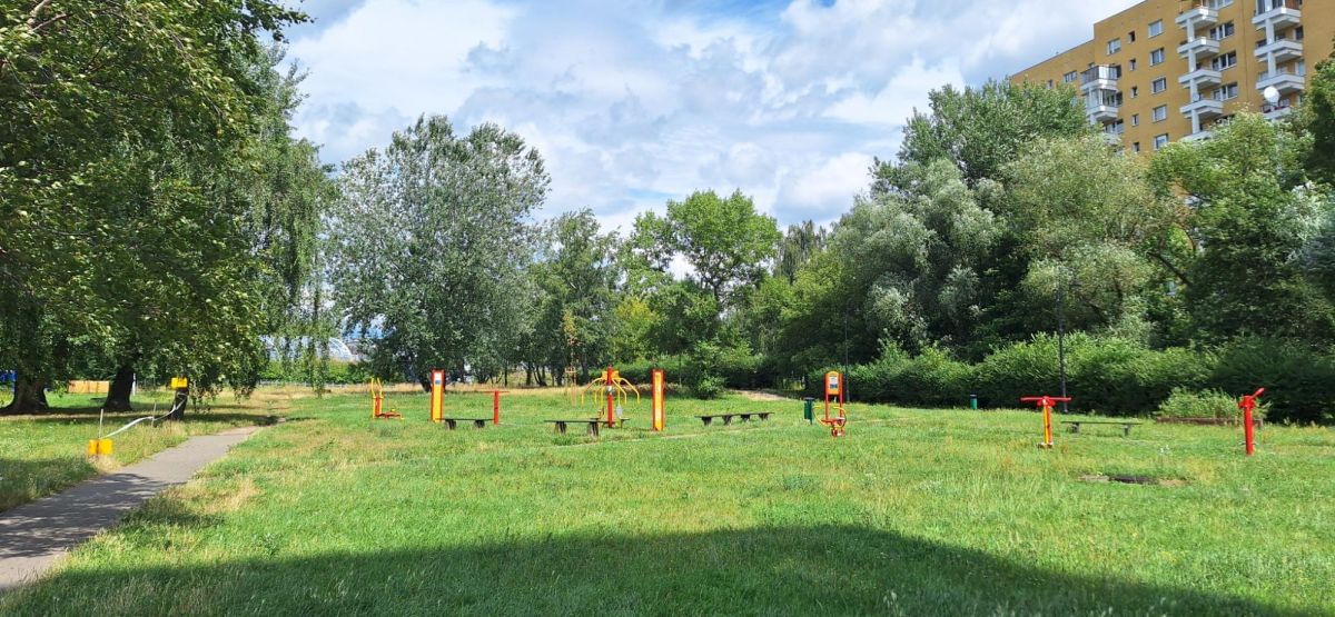 Mieszkanie 4 pokojowe na Sprzedaż