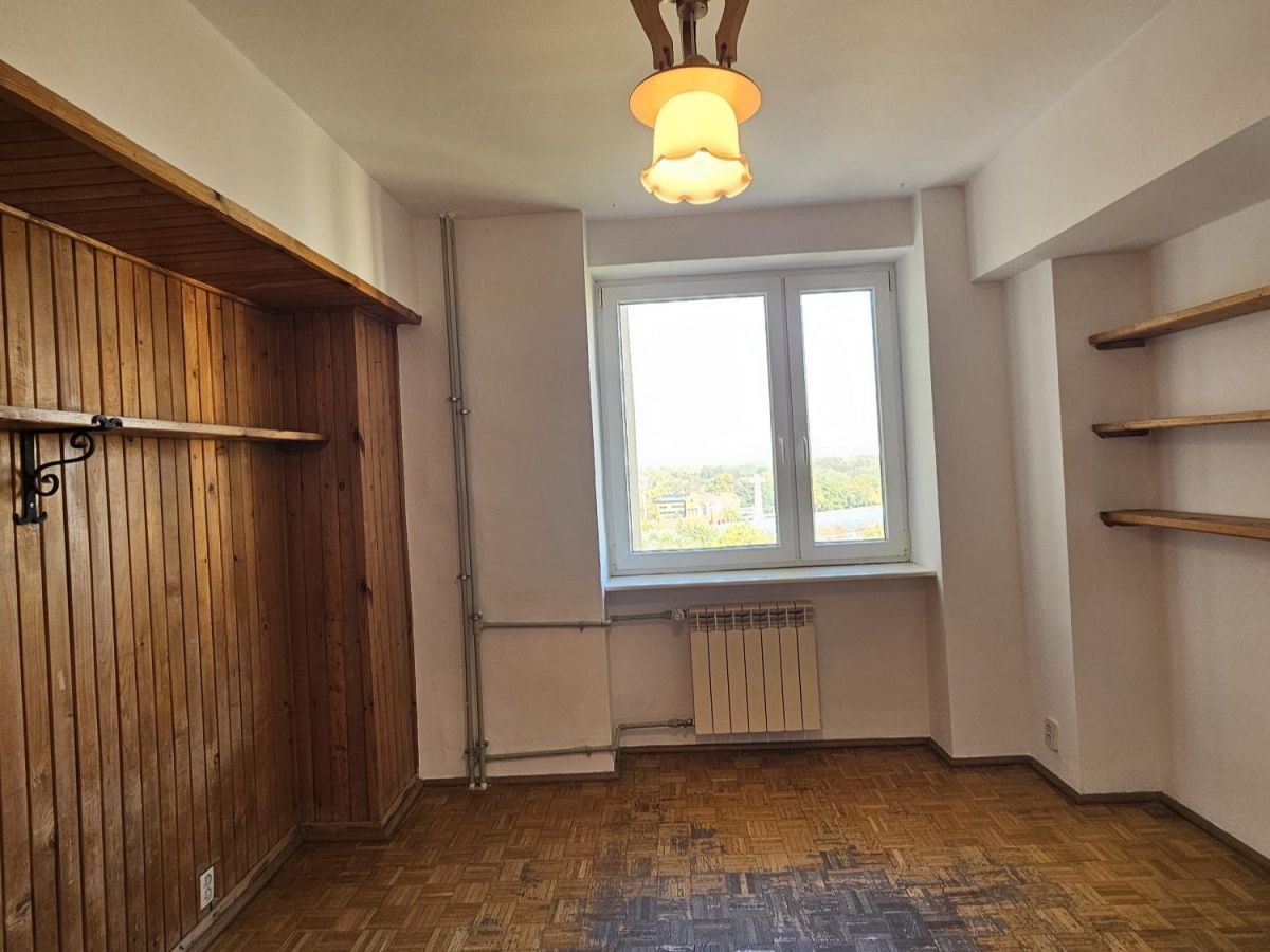 Mieszkanie 4 pokojowe na Sprzedaż