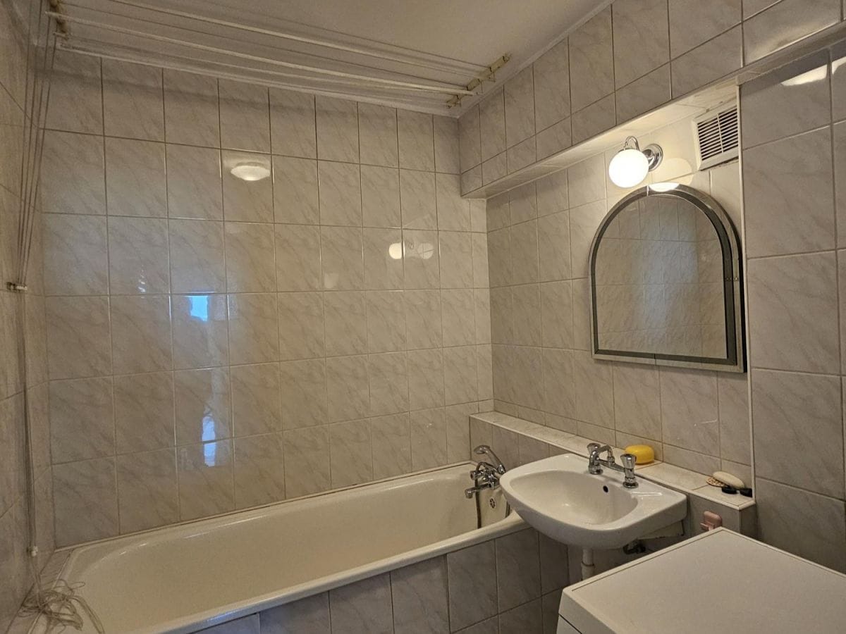 Mieszkanie 4 pokojowe na Sprzedaż