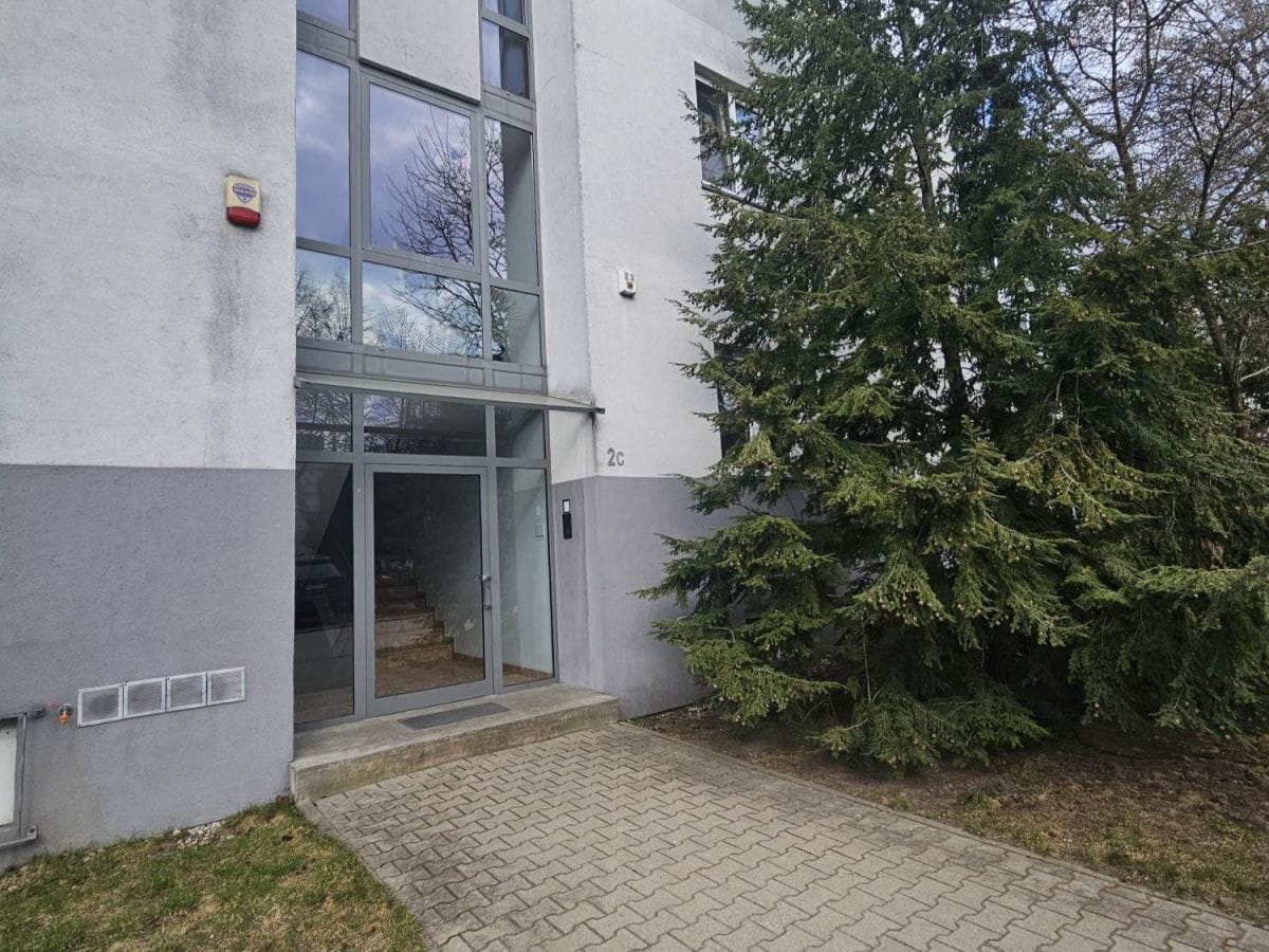 Mieszkanie 4 pokojowe na Sprzedaż