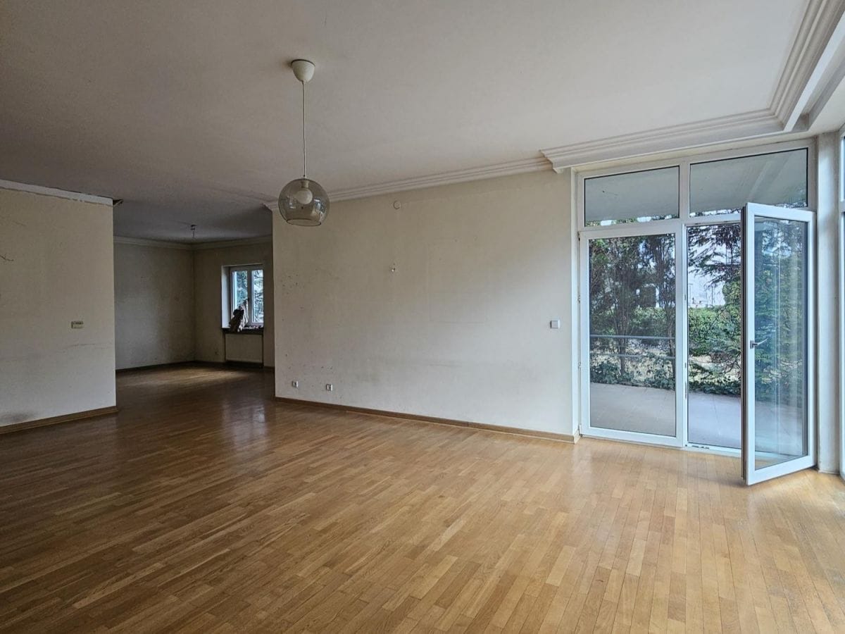 Mieszkanie 4 pokojowe na Sprzedaż