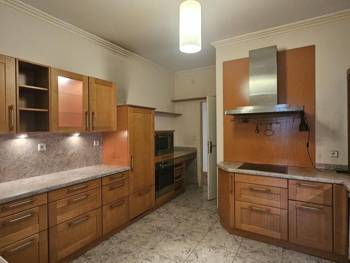 Mieszkanie 4 pokojowe na Sprzedaż