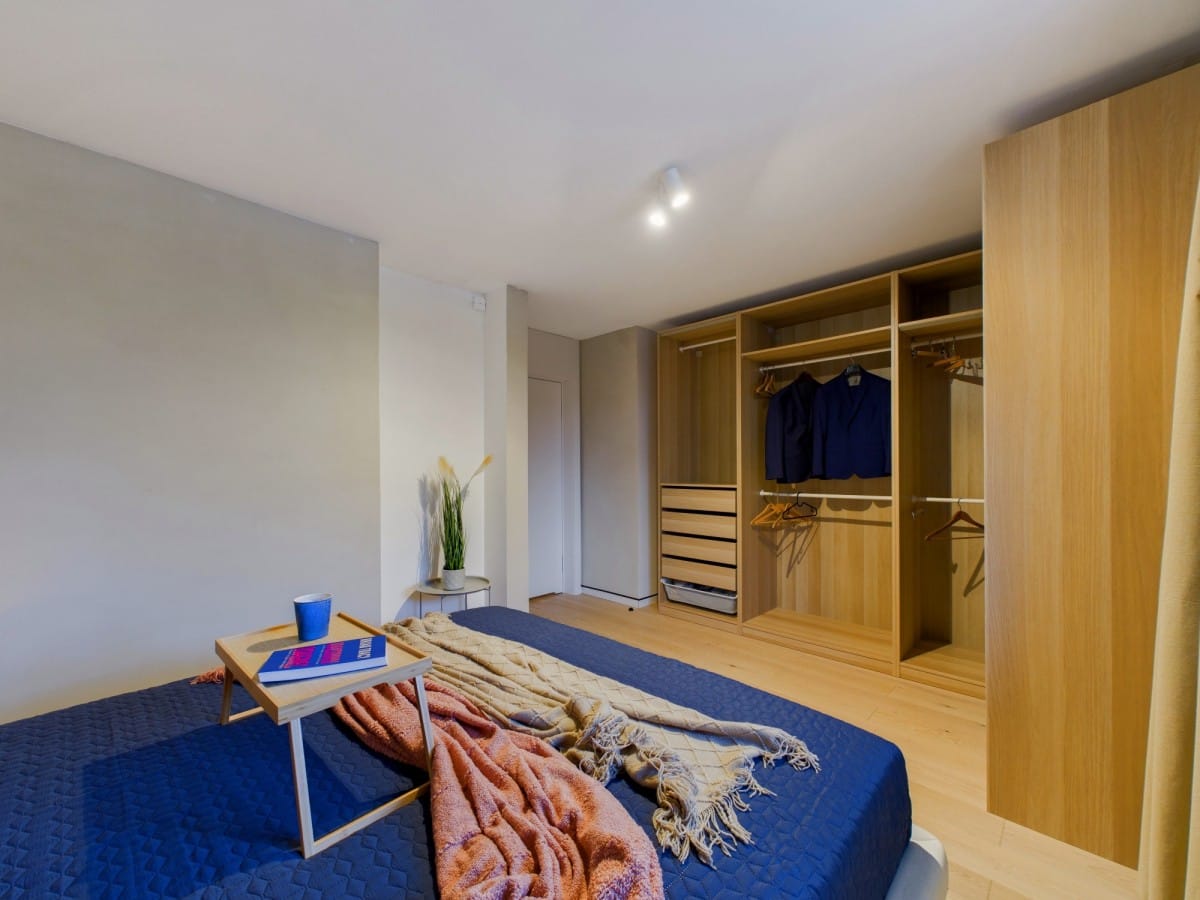 Mieszkanie 4 pokojowe na Sprzedaż