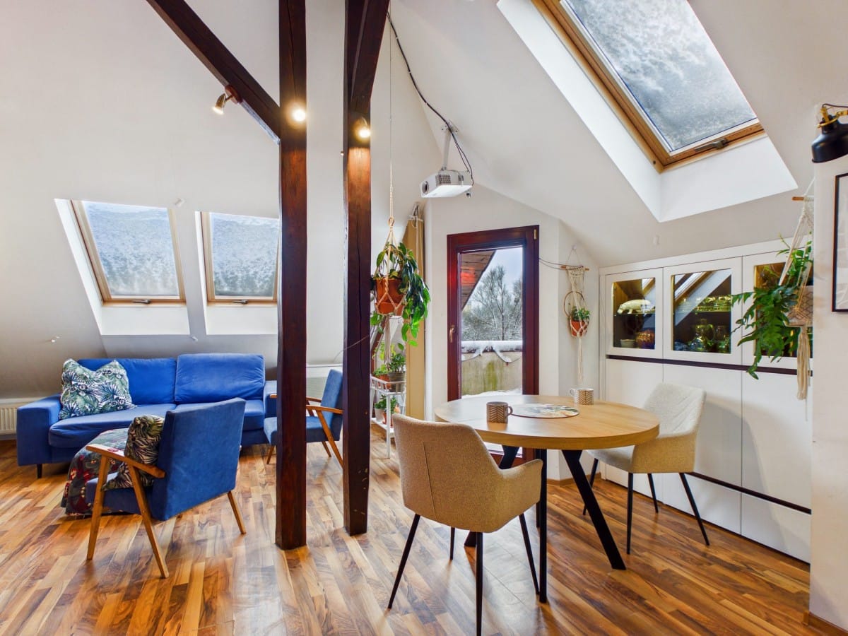 Mieszkanie 4 pokojowe na Sprzedaż