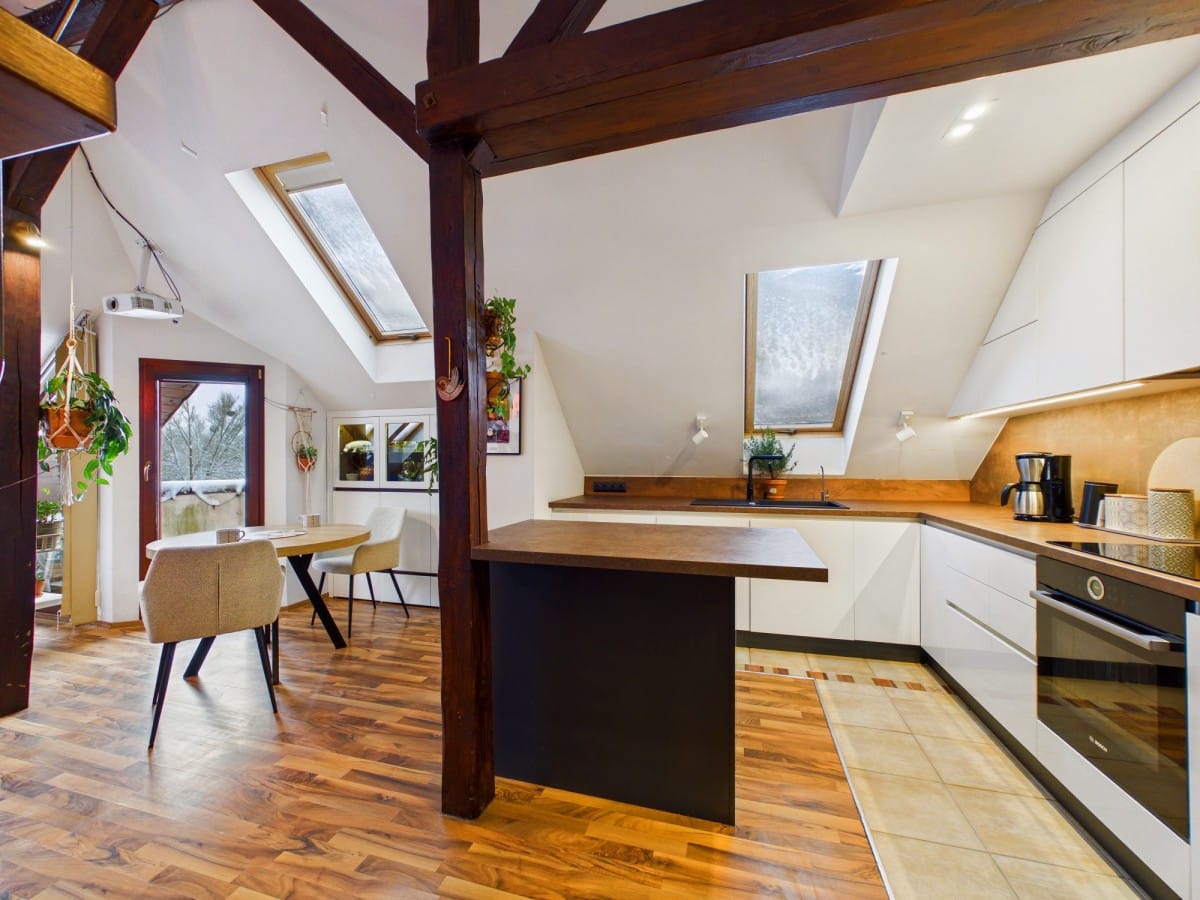 Mieszkanie 4 pokojowe na Sprzedaż