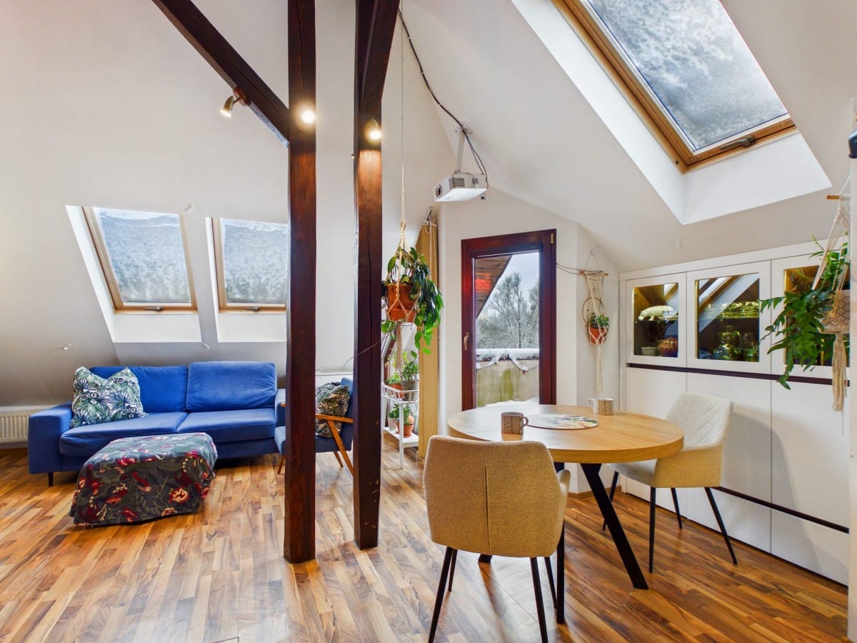 Mieszkanie 4 pokojowe na Sprzedaż