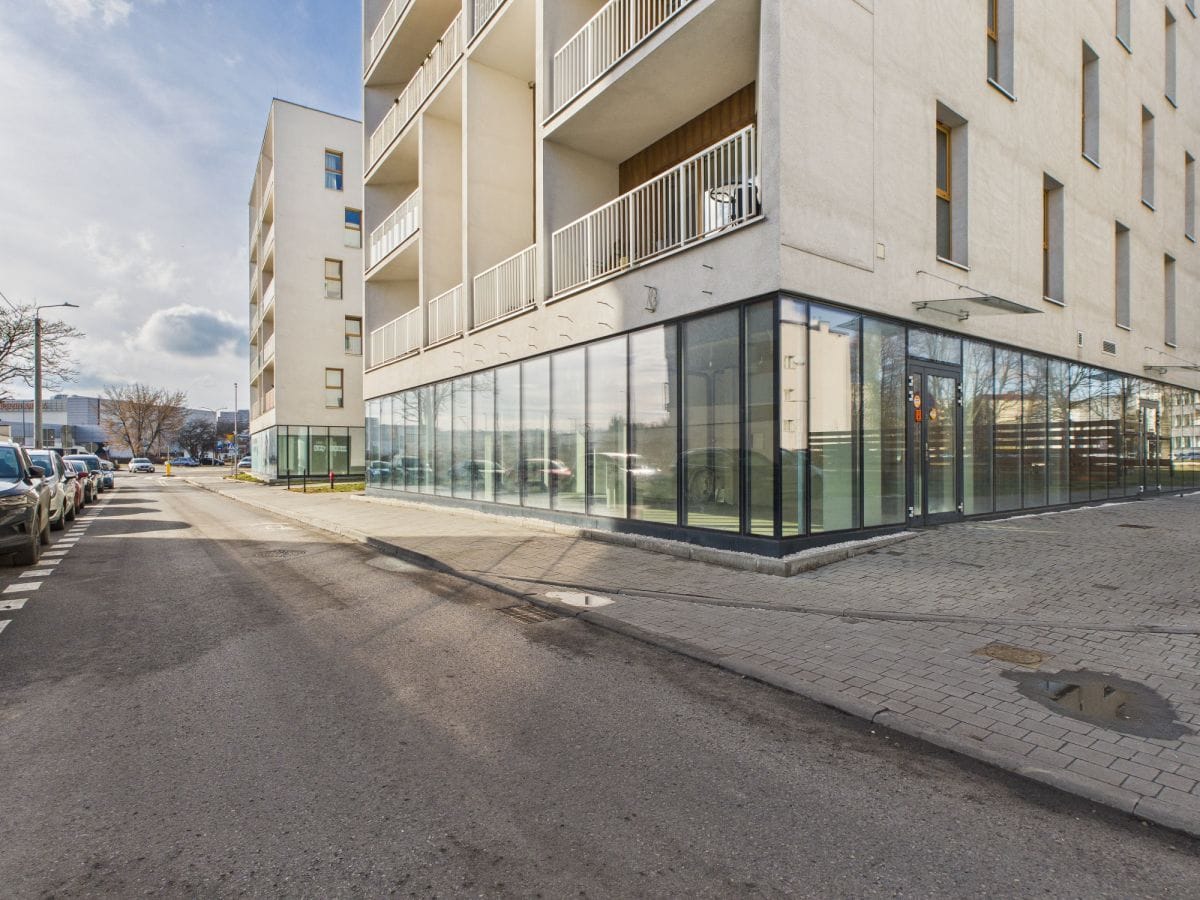 Lokal użytkowy  pokojowe na Sprzedaż