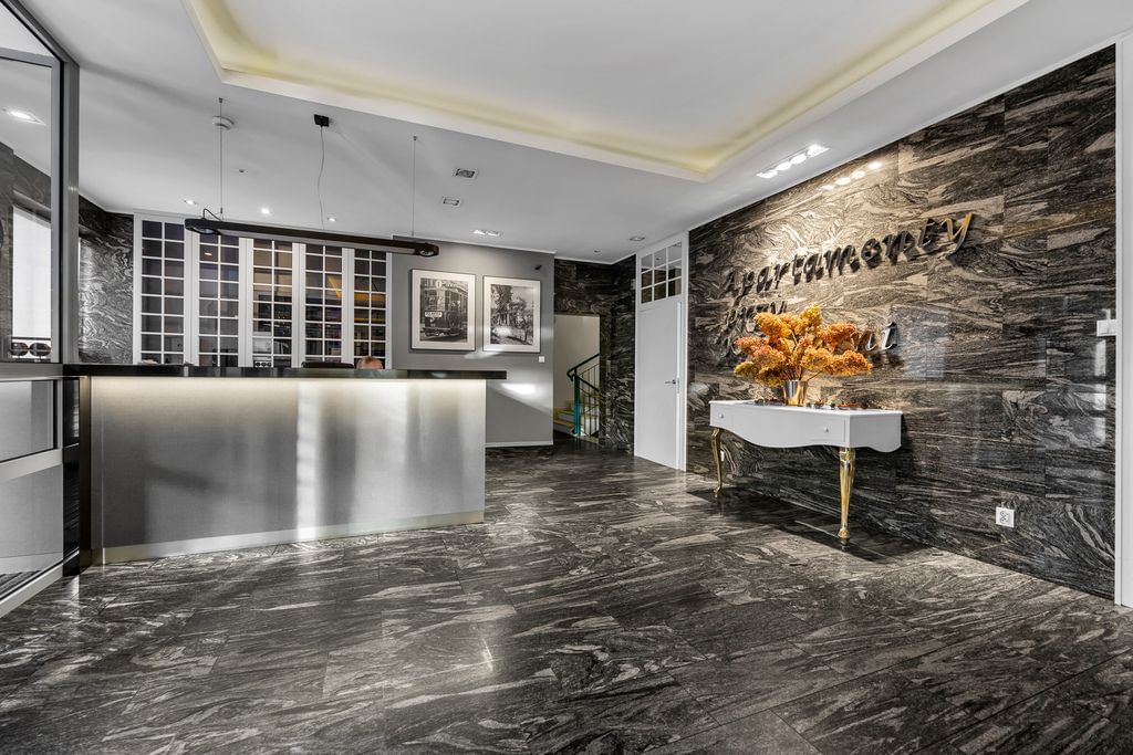 Mieszkanie 4 pokojowe na Sprzedaż