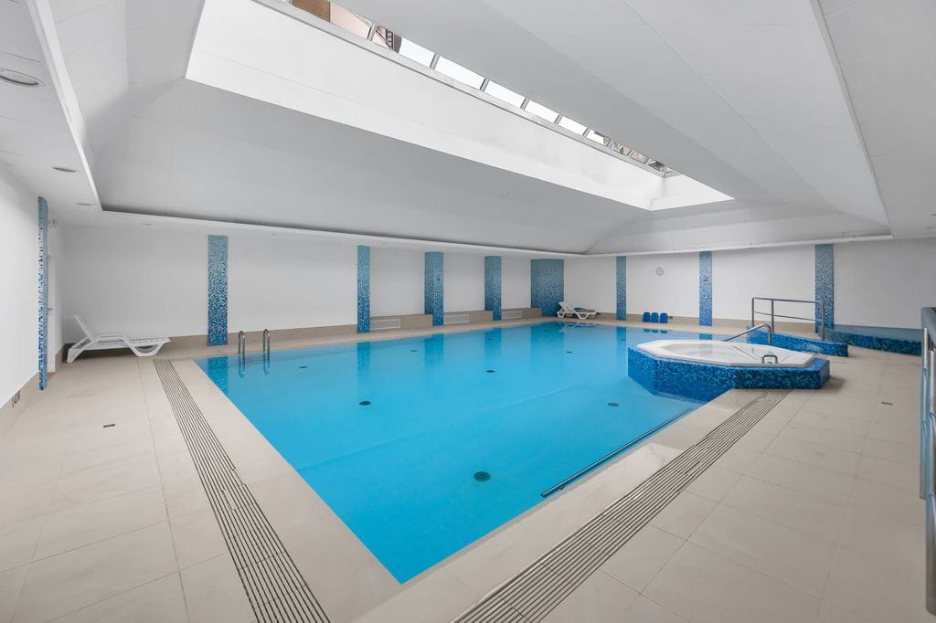 Mieszkanie 4 pokojowe na Sprzedaż