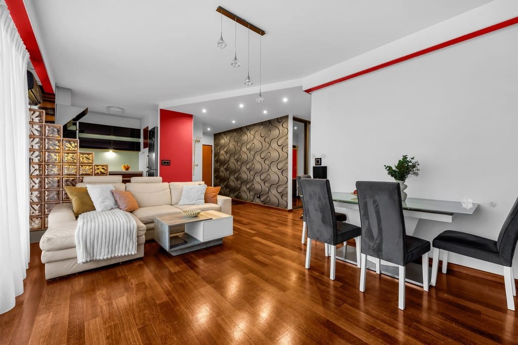 Mieszkanie 3 pokojowe na Sprzedaż