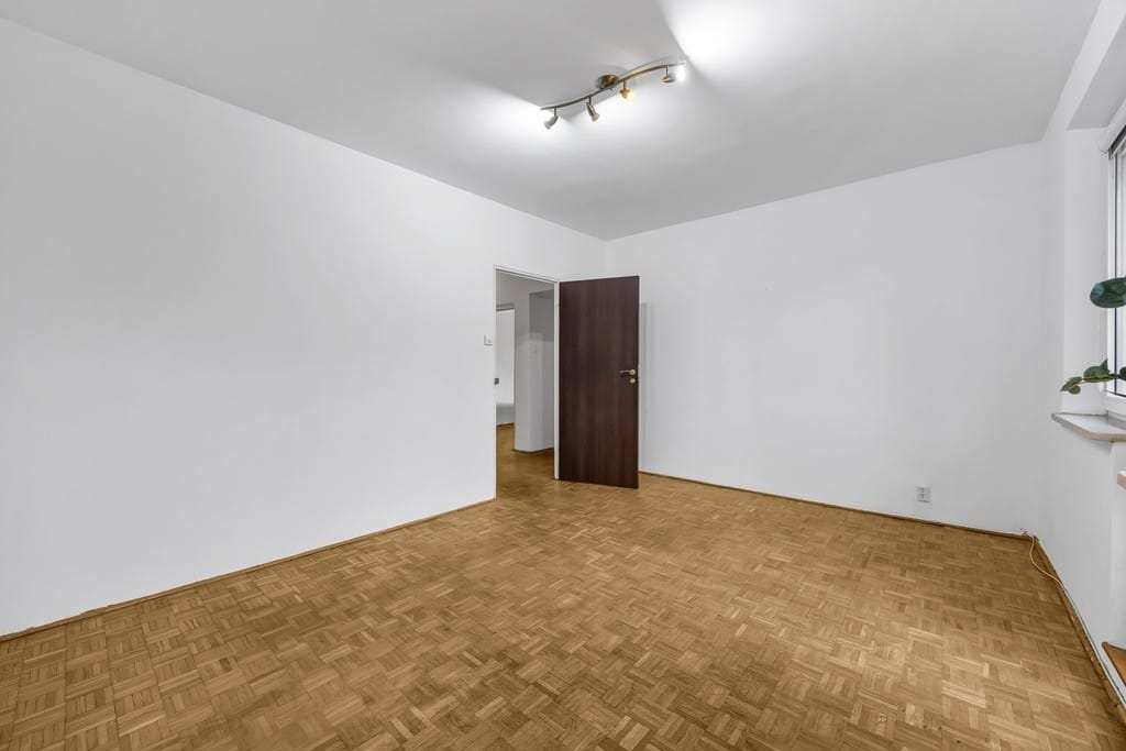 Mieszkanie 4 pokojowe na Sprzedaż