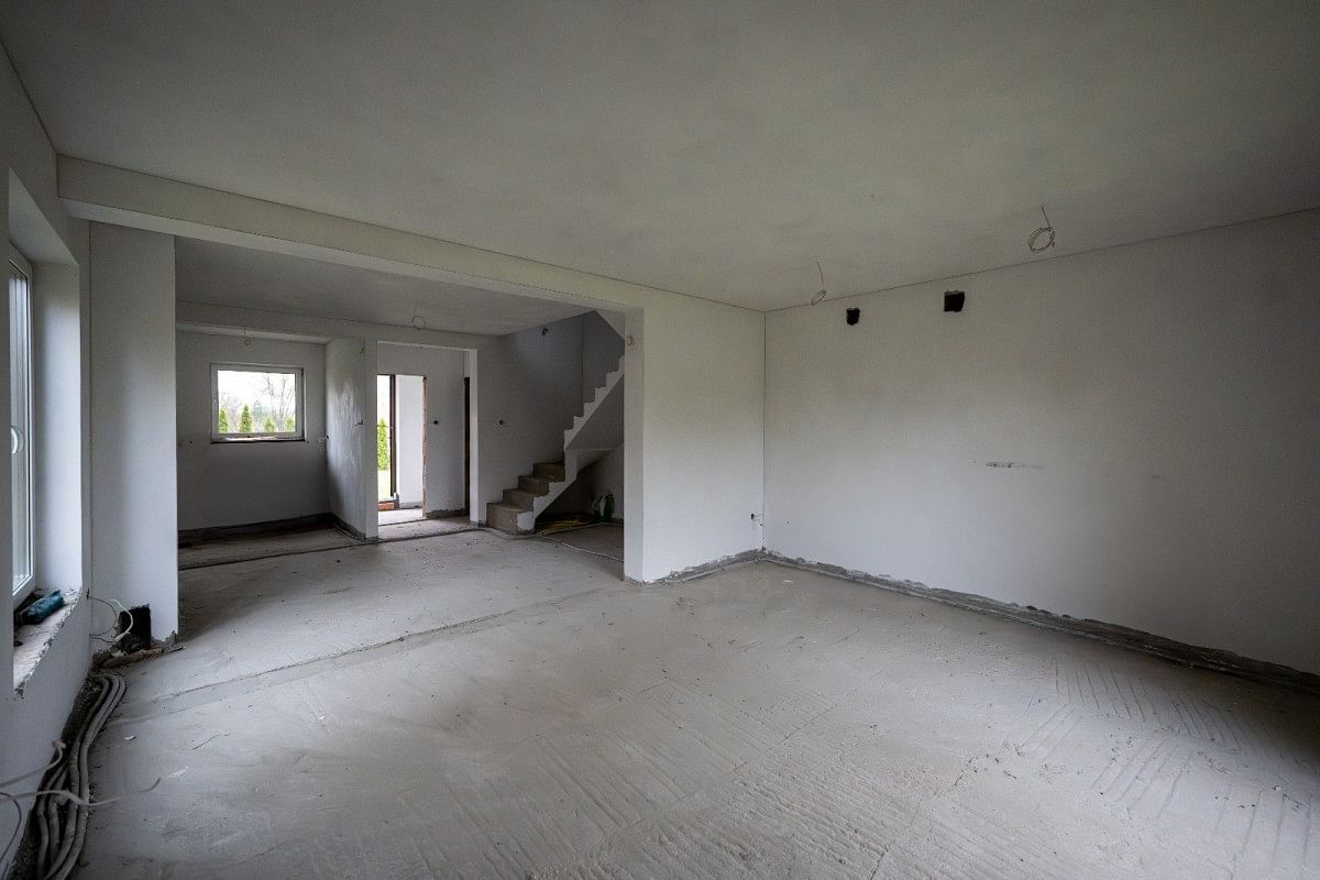 Dom 5 pokojowe na Sprzedaż