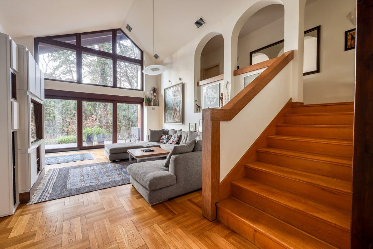 Dom 6 pokojowe na Sprzedaż