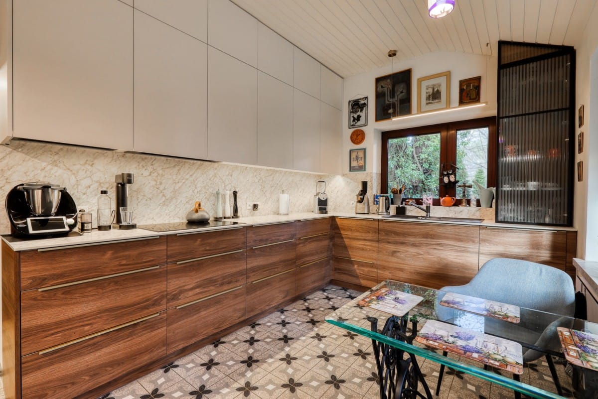 Dom 6 pokojowe na Sprzedaż