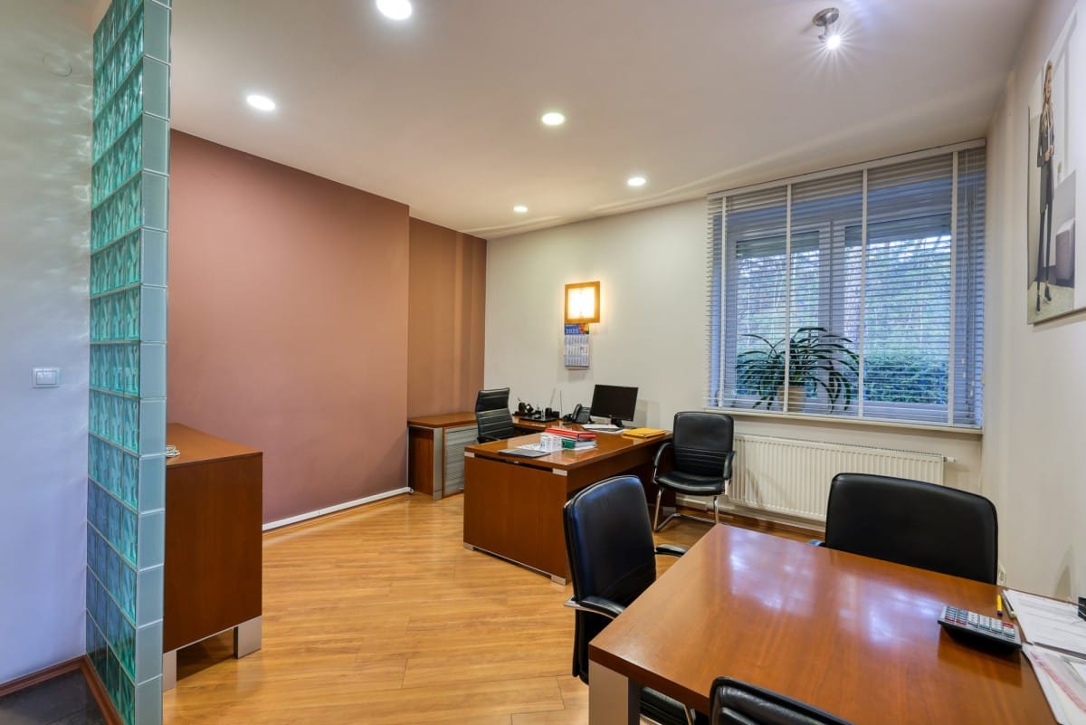 Lokal użytkowy  pokojowe na Wynajem