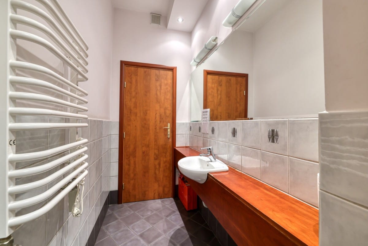 Lokal użytkowy  pokojowe na Wynajem