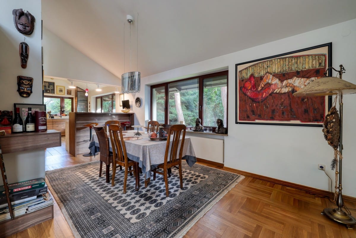 Dom 6 pokojowe na Sprzedaż