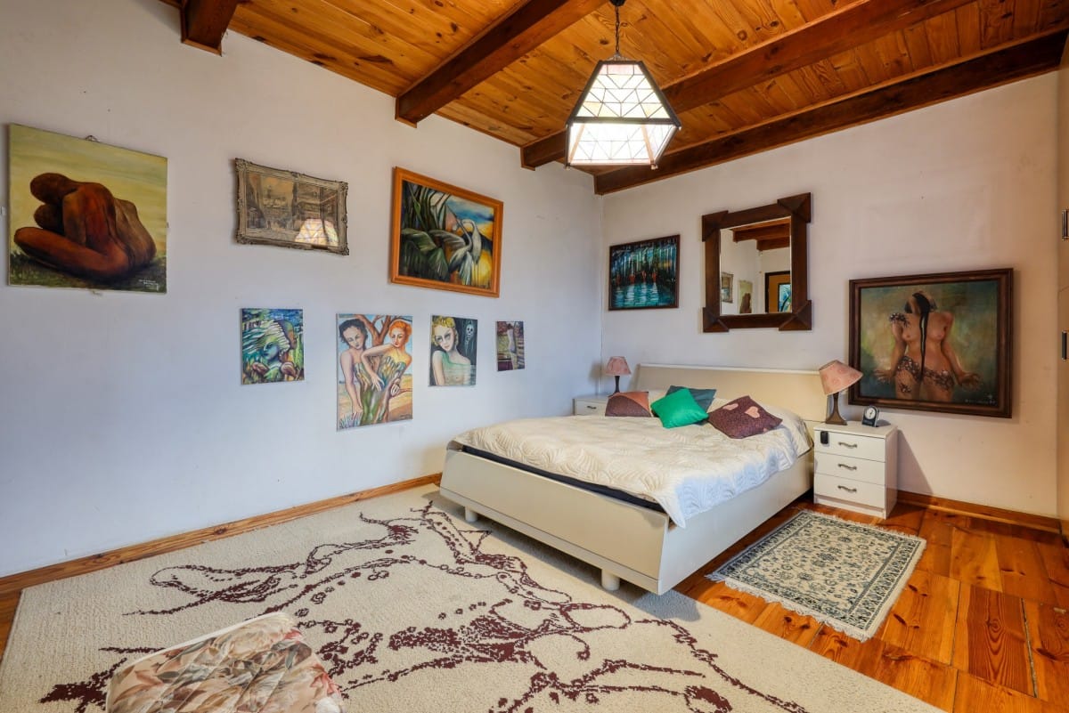 Dom 5 pokojowe na Sprzedaż