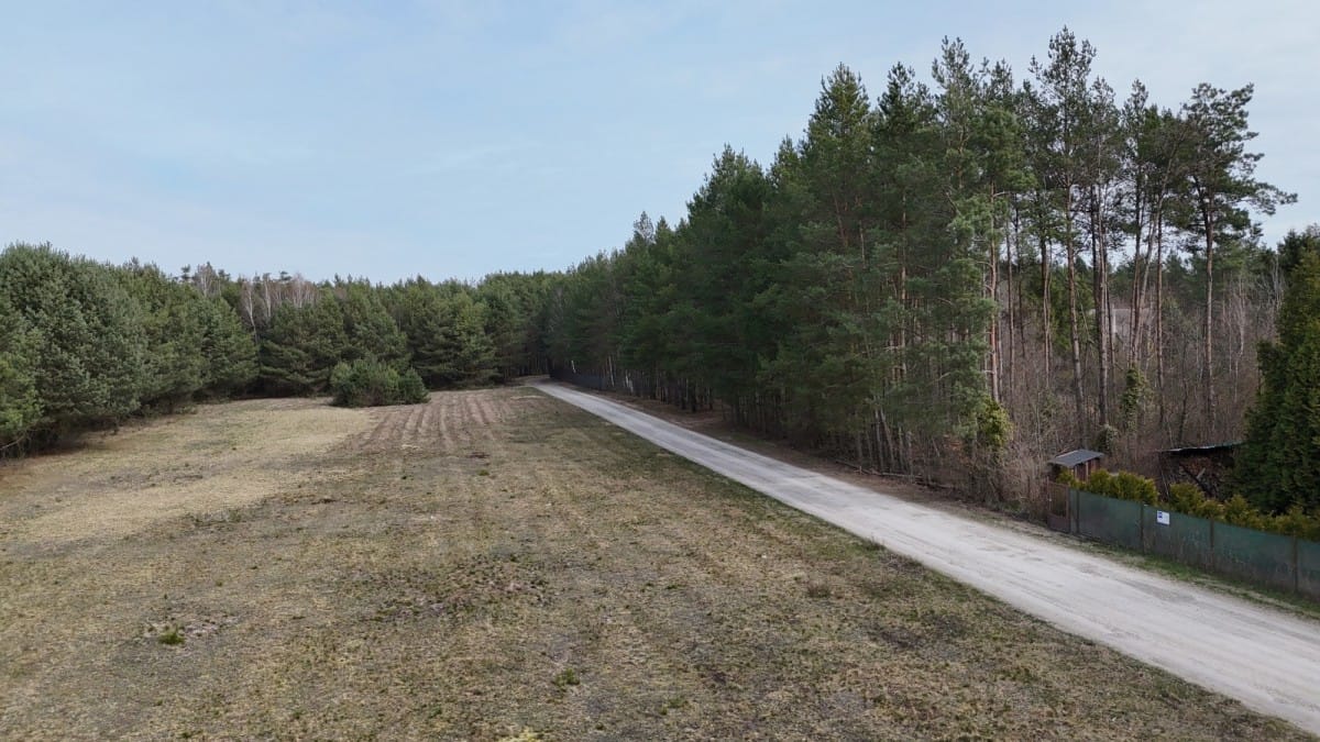 Działka  pokojowe na Sprzedaż