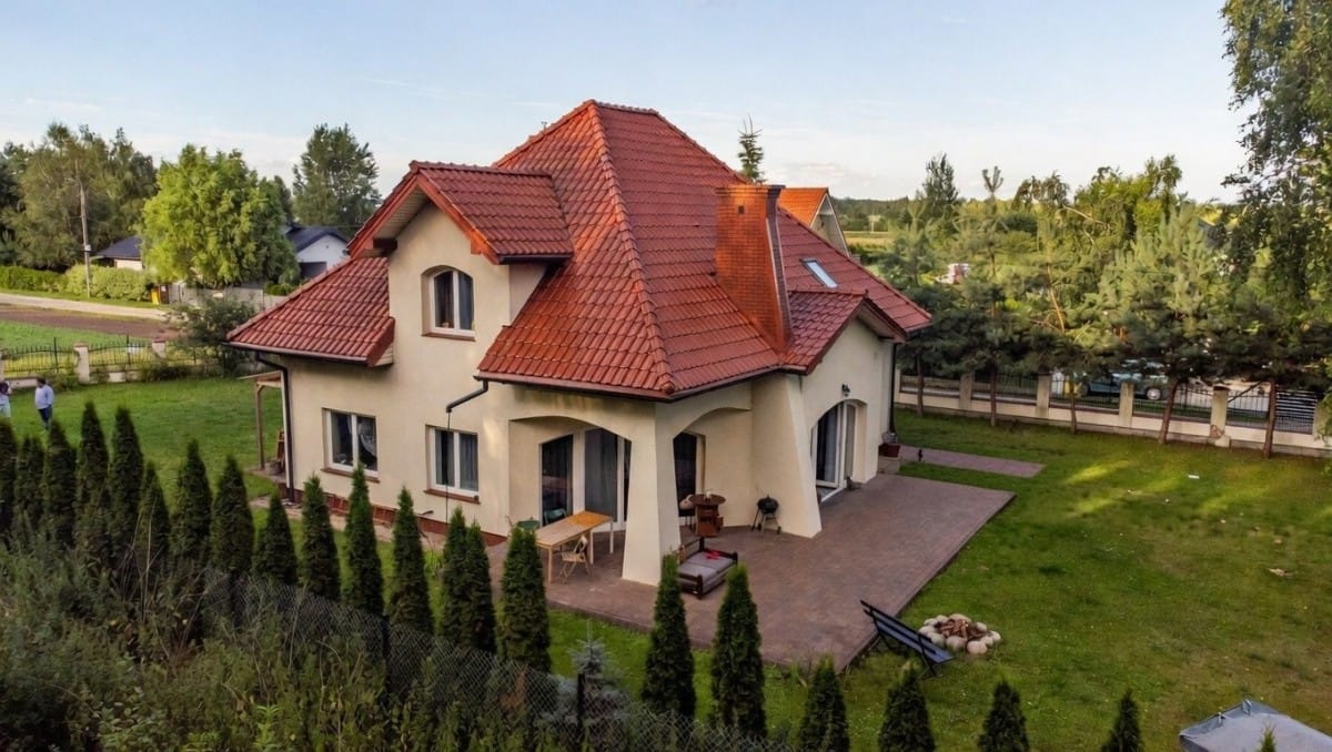 Dom 6 pokojowe na Sprzedaż