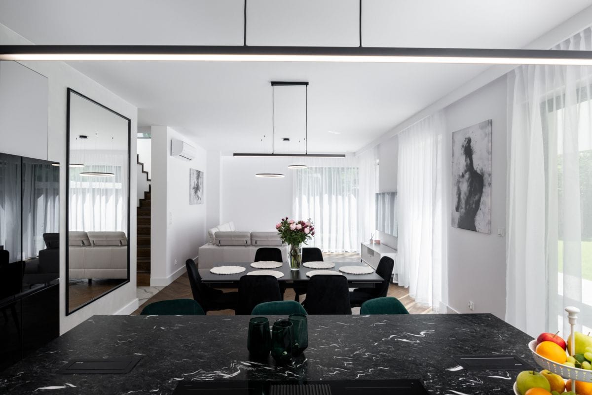 Dom 6 pokojowe na Sprzedaż