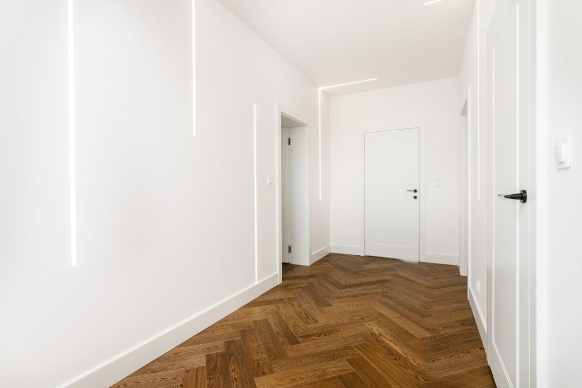 Dom 6 pokojowe na Sprzedaż