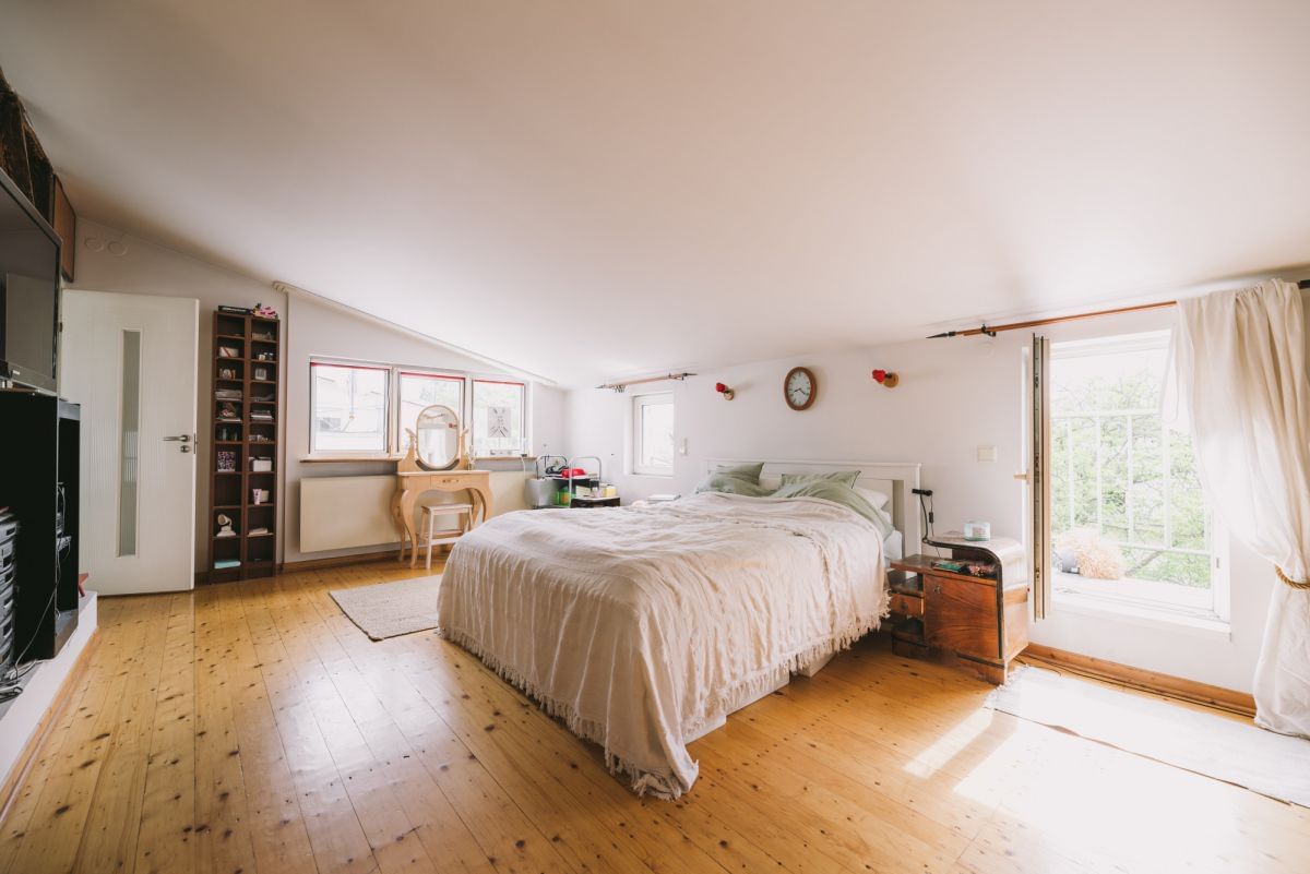 Mieszkanie 4 pokojowe na Sprzedaż