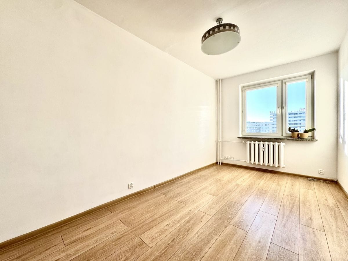 Mieszkanie 3 pokojowe na Sprzedaż