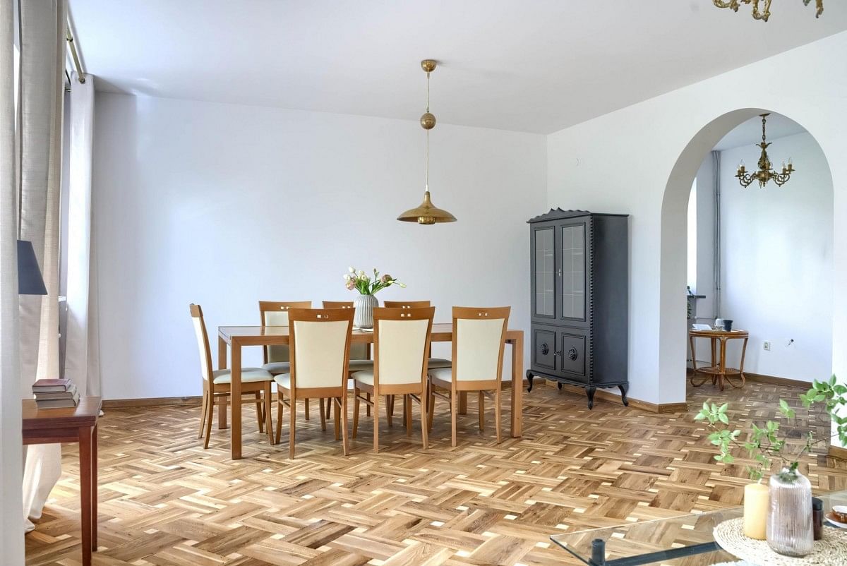 Dom 6 pokojowe na Sprzedaż