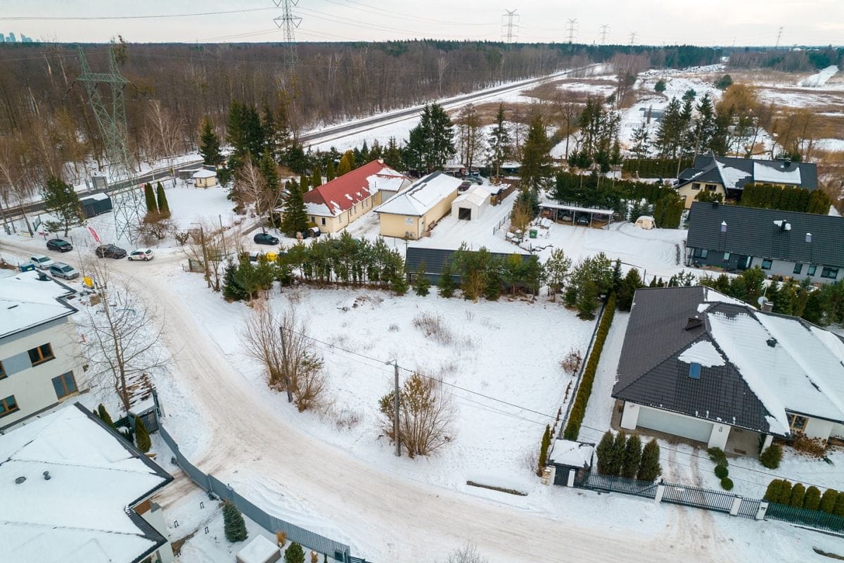 Działka  pokojowe na Sprzedaż