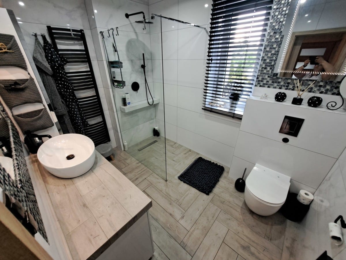 Dom 6 pokojowe na Sprzedaż