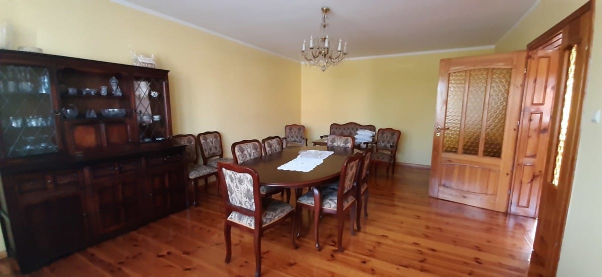 Dom 6 pokojowe na Sprzedaż