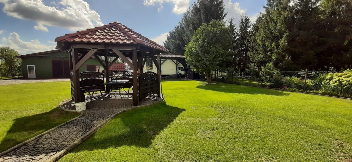 Dom 6 pokojowe na Sprzedaż