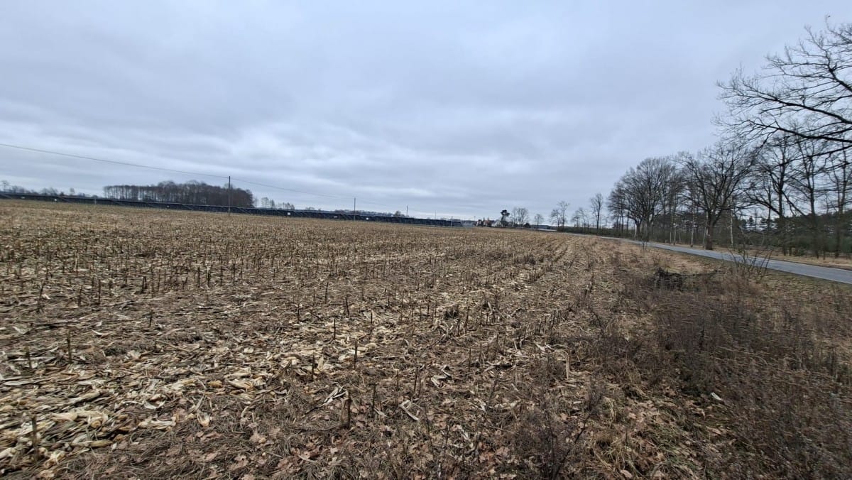 Działka  pokojowe na Sprzedaż
