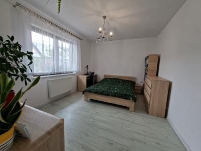 Dom 4 pokojowe na Sprzedaż