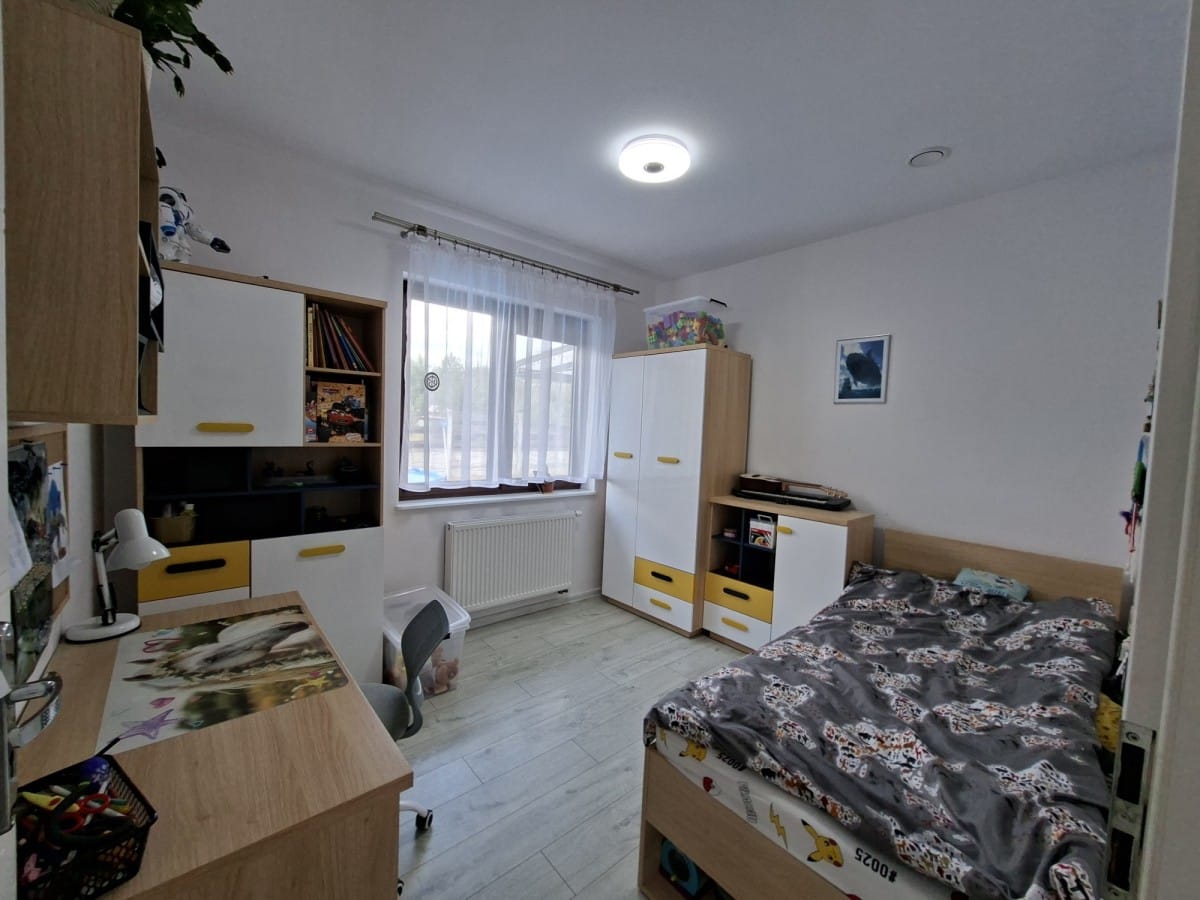 Dom 4 pokojowe na Sprzedaż