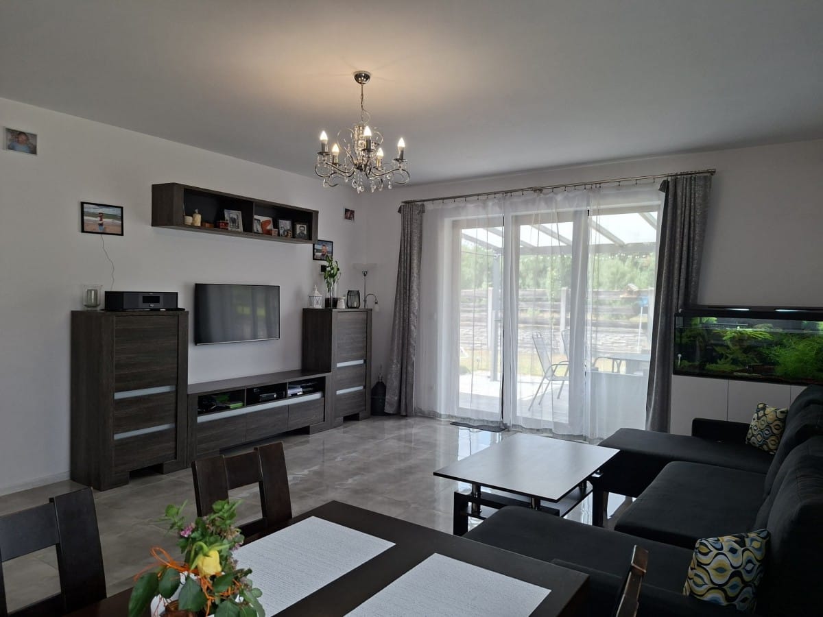 Dom 4 pokojowe na Sprzedaż