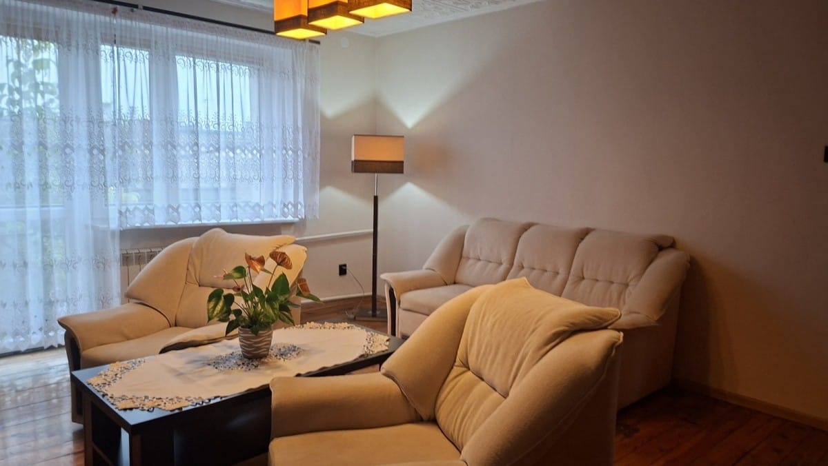 Dom 5 pokojowe na Sprzedaż